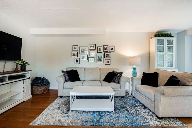 Additional image 9 of 31 Moss Blvd Unit 17