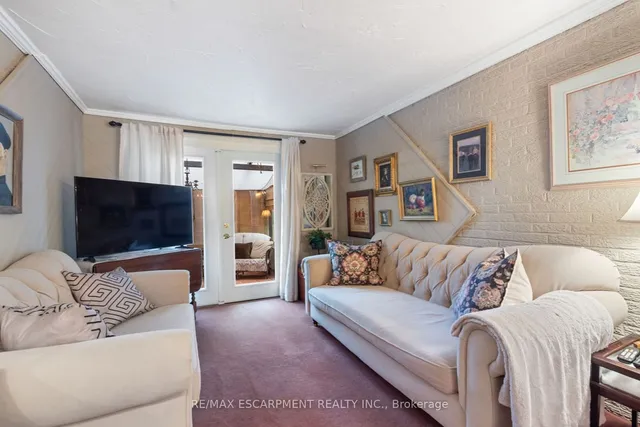 Additional image 31 of 53 Lovers Lane