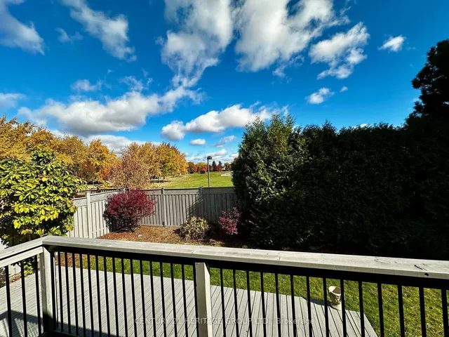 Additional image 22 of 734 Robertson Cres