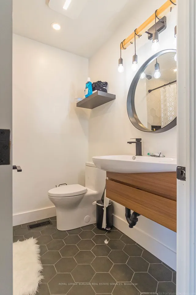 Additional image 17 of 1000 8th Concession Rd