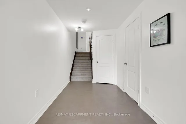 Additional image 34 of 80 MYERS Lane