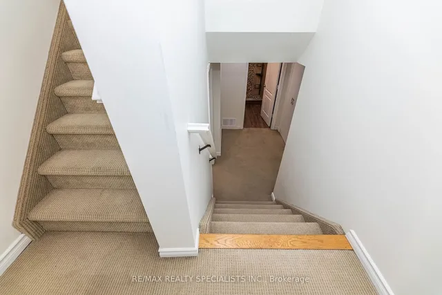 Additional image 29 of 311 ANDREWS Tr