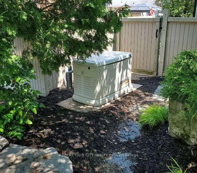Additional image 38 of 1103 Marley Cres