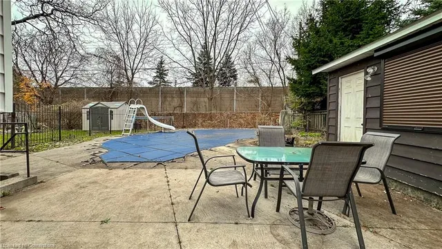 Additional image 24 of 119 Oneida Blvd