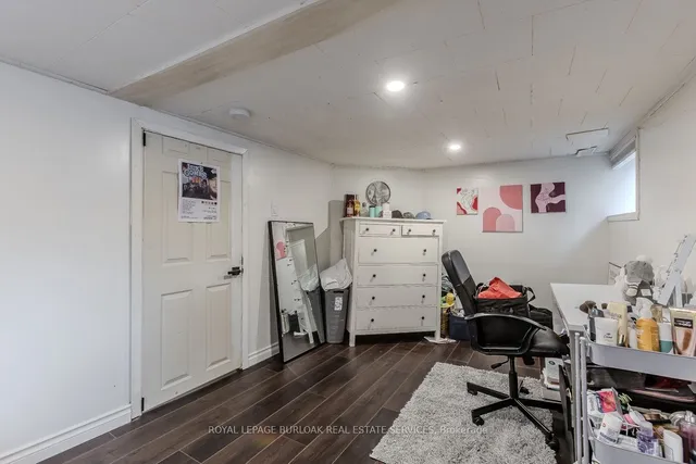 Additional image 38 of 1225 King St