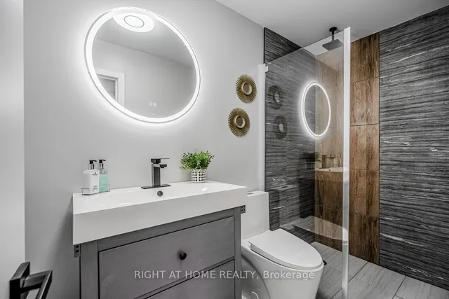 Additional image 7 of 35 Lorne Ave