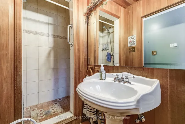 Additional image 21 of 1602 Hwy 6