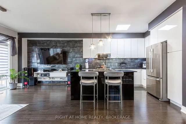 Additional image 7 of 1192 Raspberry Terr