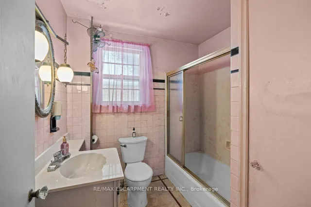 Additional image 20 of 1A Cameron Ave