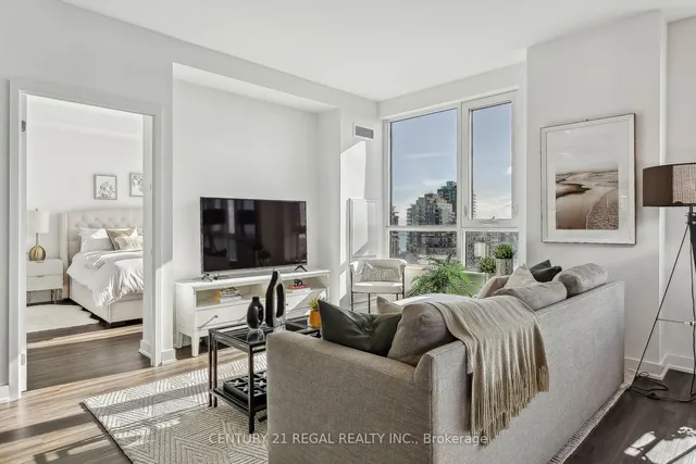 Additional image 11 of 2007 James St Unit 1106