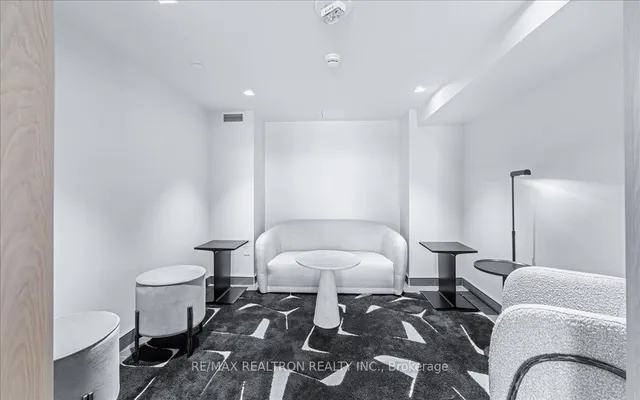 Additional image 11 of 1 Jarvis St Unit 726