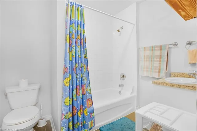 Additional image 19 of 80 King William St Unit 212