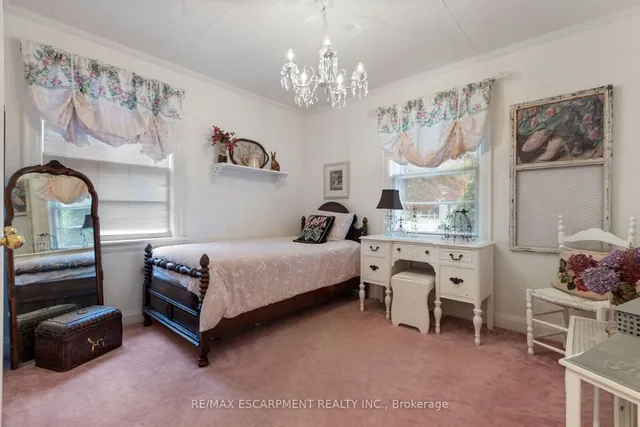 Additional image 36 of 53 Lovers Lane