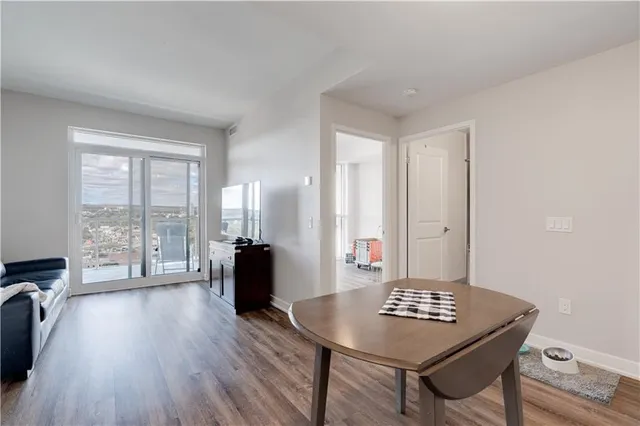 Additional image 30 of 2007 JAMES St Unit 1301