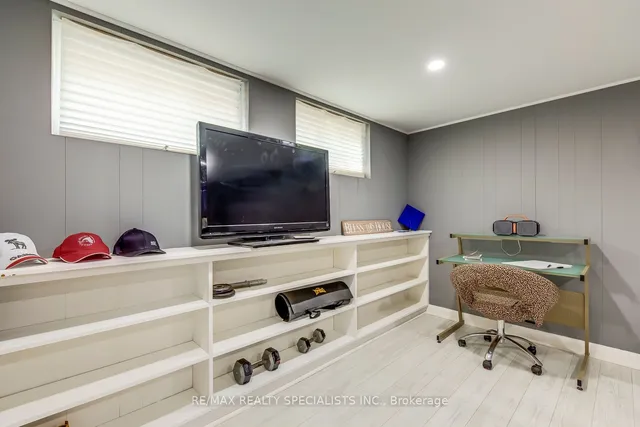 Additional image 30 of 470 Kingsleigh Crt