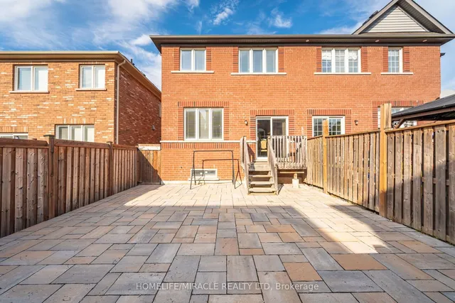 Additional image 26 of 815 Miltonbrook Cres