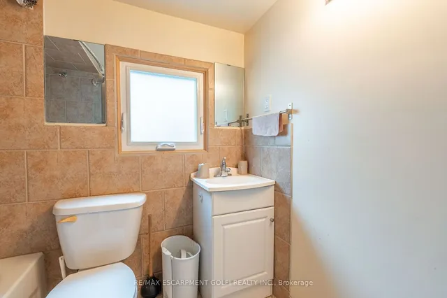 Additional image 25 of 26 Huron St