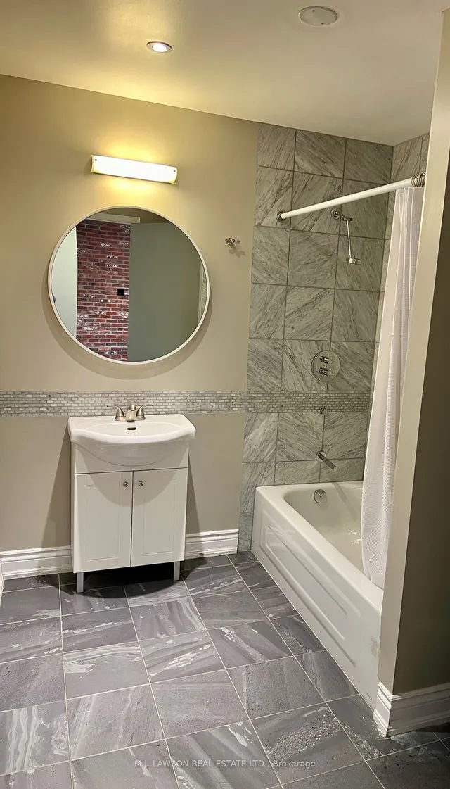 Additional image 4 of 80 Sherbourne St Unit 101