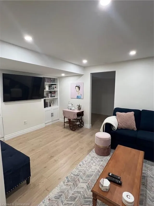 Additional image 16 of 290 Barton St Unit 27