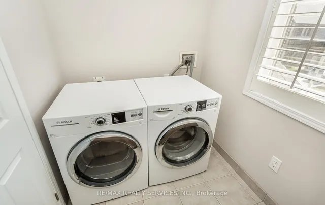 Additional image 31 of 409 Coombs Crt