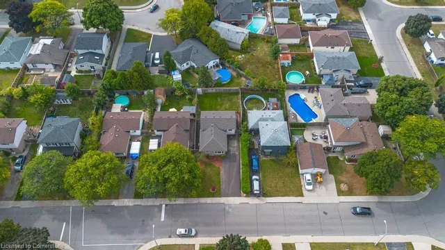 Additional image 23 of 30 Larch St