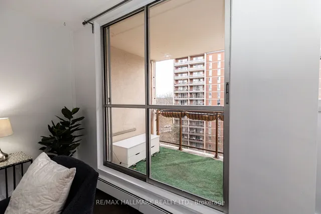 Additional image 14 of 1950 Main St Unit 607