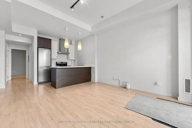 Additional image 24 of 3635 Dundas St