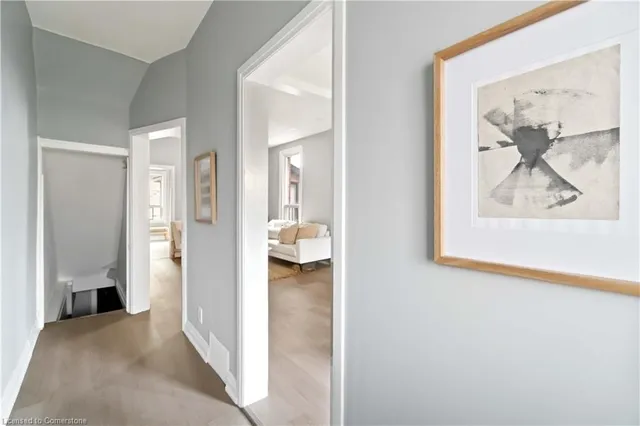 Additional image 3 of 43 Fullerton Ave