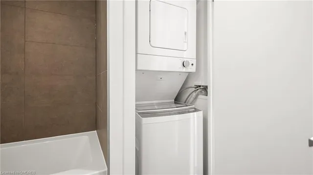 Additional image 21 of 370 Martha St Unit 905