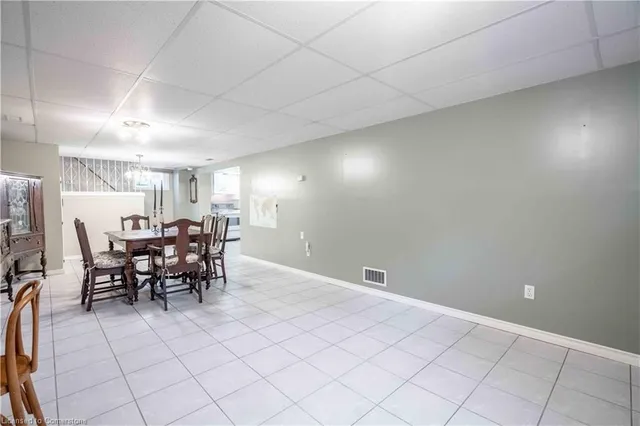 Additional image 34 of 10 Salmond Crt