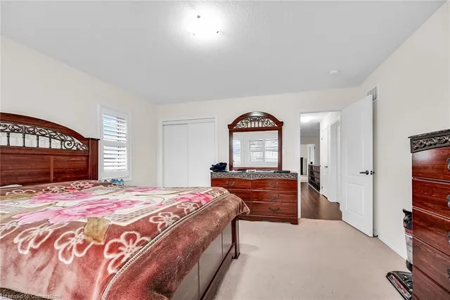 Additional image 31 of 3 Aldgate Ave