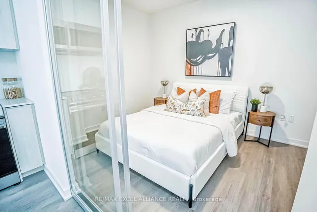 Additional image 23 of 357 King St Unit 809