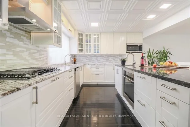 Additional image 11 of 298 SECOND Rd