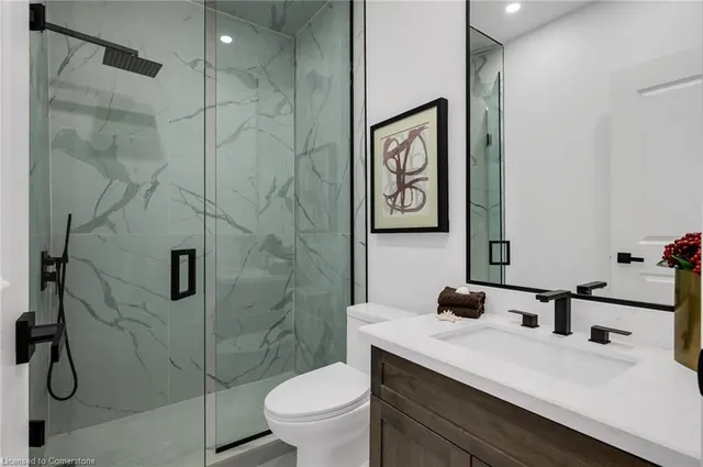 Additional image 24 of 18 Legacy Lane