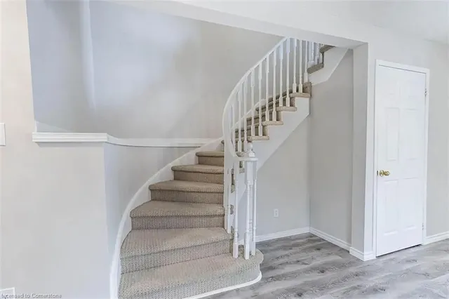 Additional image 28 of 1780 Lampman Ave