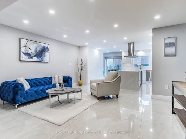 Additional image 10 of 20 Sloan Dr