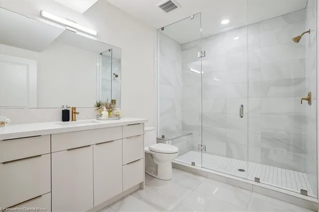 Additional image 43 of 166 Concession St