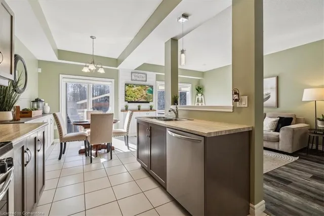 Additional image 22 of 127 Kinsman Dr