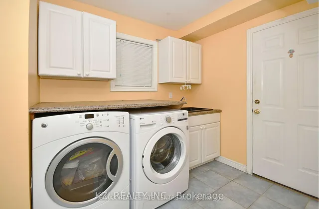 Additional image 17 of 15 Creanona Blvd