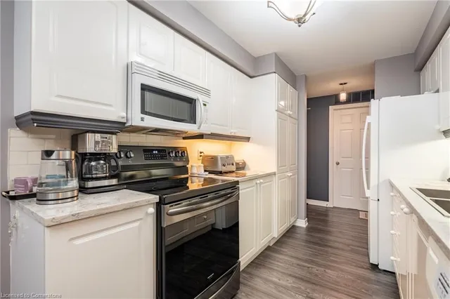 Additional image 14 of 980 Golf Links Rd Unit 107