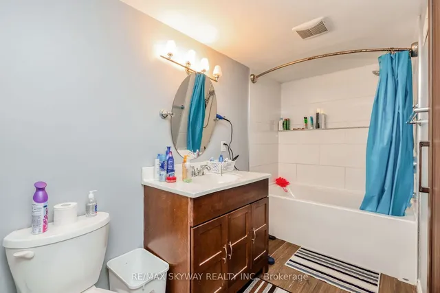 Additional image 31 of 279 ELMWOOD Cres