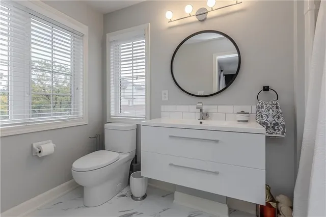 Additional image 30 of 5032 MERCER Common