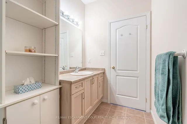 Additional image 20 of 566 Southridge Dr Unit 32