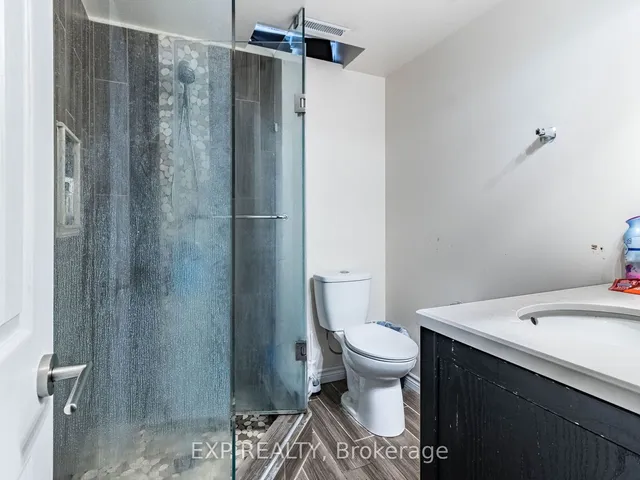 Additional image 31 of 1051 McClenahan Cres
