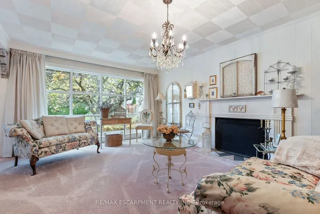 Additional image 19 of 53 Lovers Lane