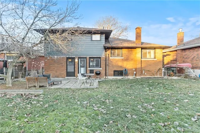 Additional image 24 of 173 Columbia Dr