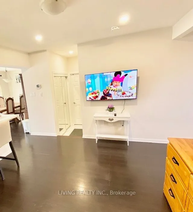 Additional image 4 of 747 Winn Tr