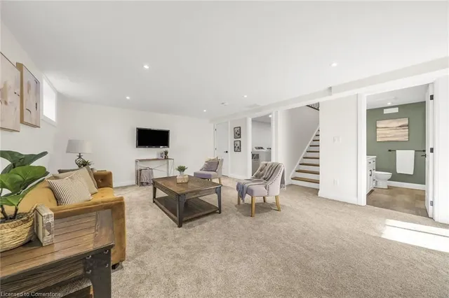 Additional image 24 of 73 Valley Rd