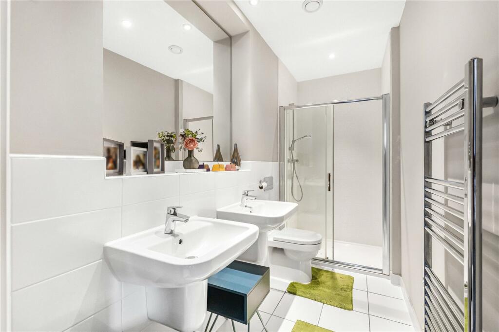 Additional image 14 of Green Close, Brookmans Park, Hertfordshire, AL9