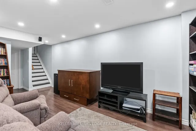 Additional image 32 of 55 Sonoma Valley Cres